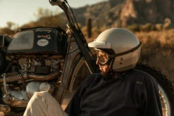 Bell Custom 500 Apex Helmet 21 Bell Custom 500 Apex Helmet -Motorcycle Helmet Store bell custom 500 apex helmet gloss silver flake with goggles 45317.1696770148