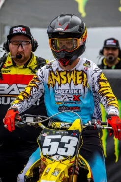 Bell Moto-10 Spherical Satin Helmet -Motorcycle Helmet Store bell moto 10 spherical satin helmet in action 17953.1697540393