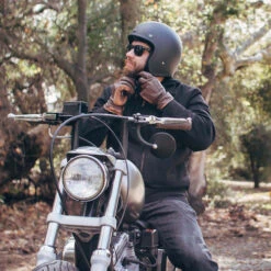 Biltwell Bonanza Helmet Solid -Motorcycle Helmet Store biltwell bonanza helmet flat black on motorcycle 01369.1585995331