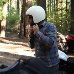 Biltwell Bonanza Helmet Solid -Motorcycle Helmet Store biltwell bonanza helmet gloss vintage white worn 20104.1585995522