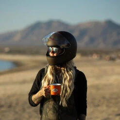 Biltwell Gringo S ECE Helmet Solids -Motorcycle Helmet Store biltwell gringo s ece 22 05 helmet flat chocolate worn 65376.1695522689